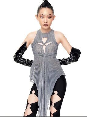La Lune Pleated Halter Cami with Heart Cutout - Gray